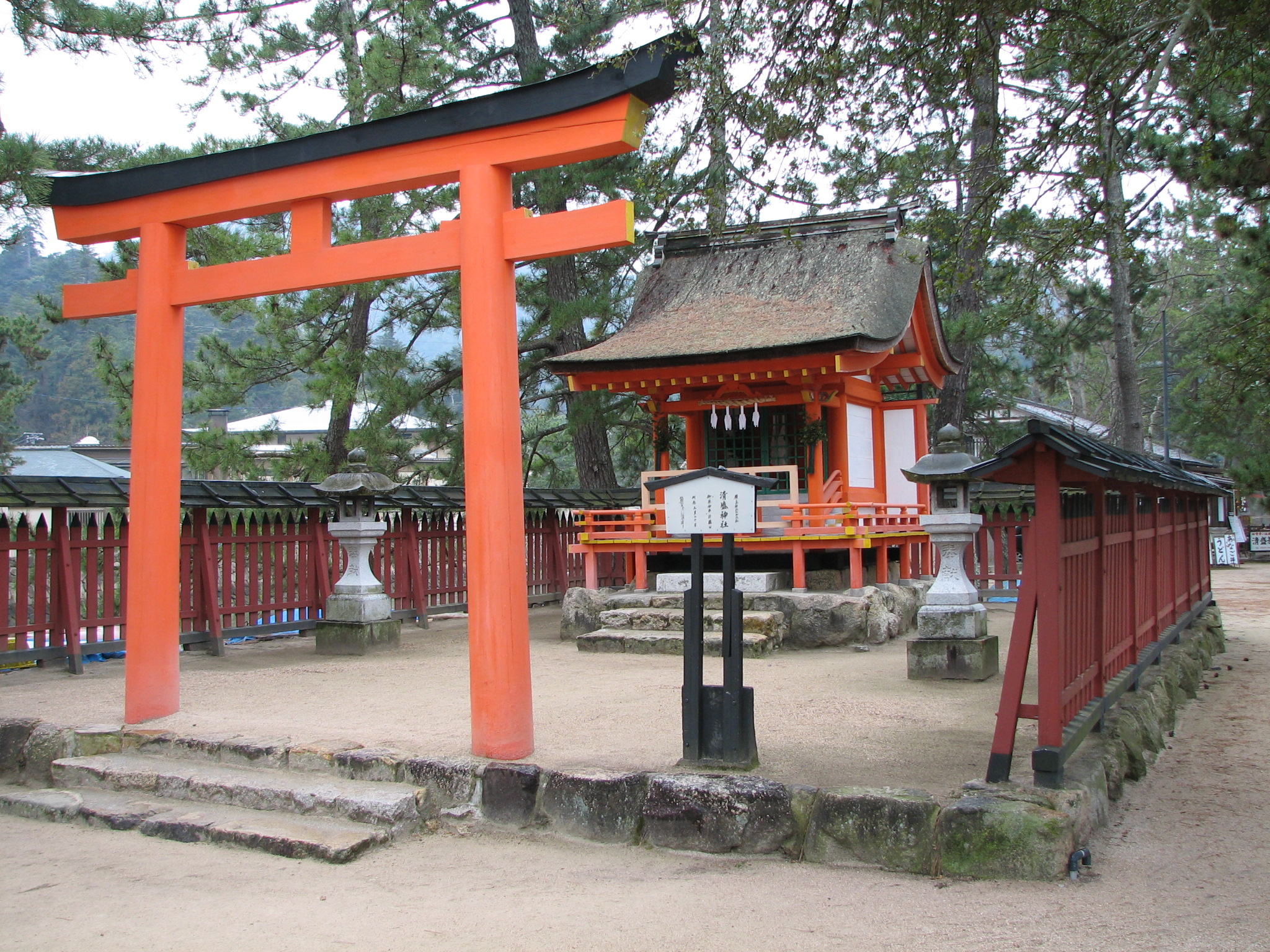 清盛神社 image