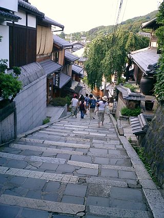 Ichinen-zaka, Ninen-zaka, and Sannen-zaka image